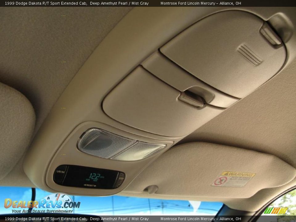 1999 Dodge Dakota R/T Sport Extended Cab Deep Amethyst Pearl / Mist Gray Photo #30