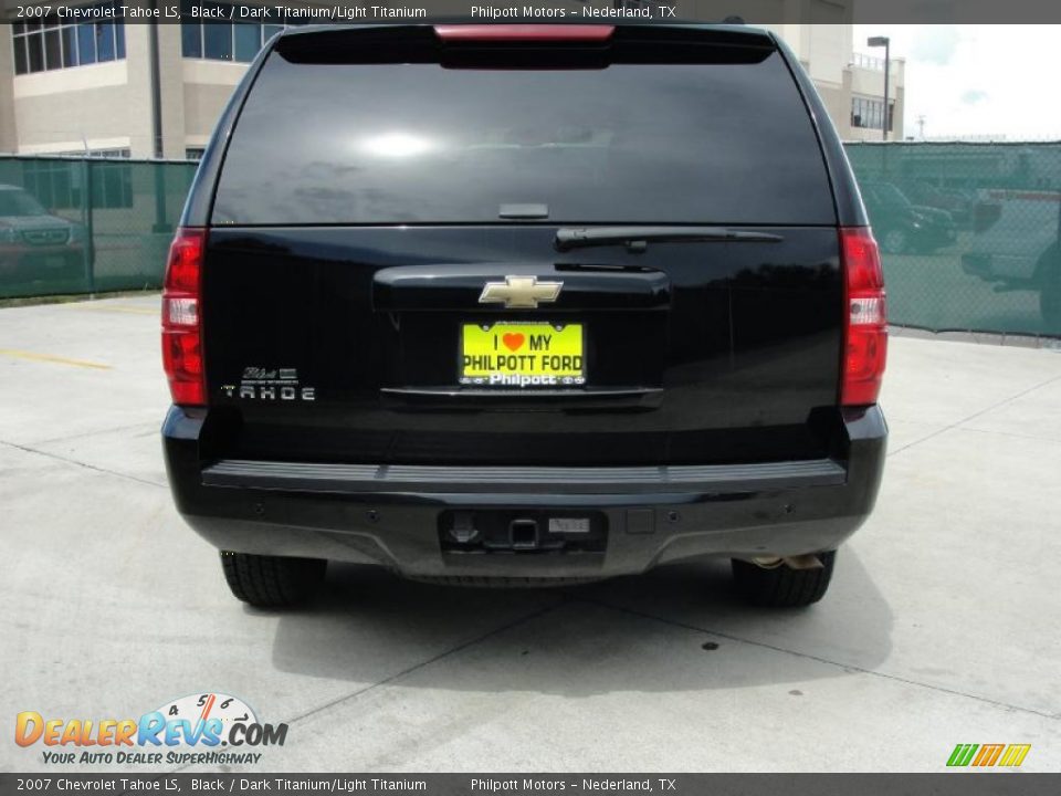 2007 Chevrolet Tahoe LS Black / Dark Titanium/Light Titanium Photo #4
