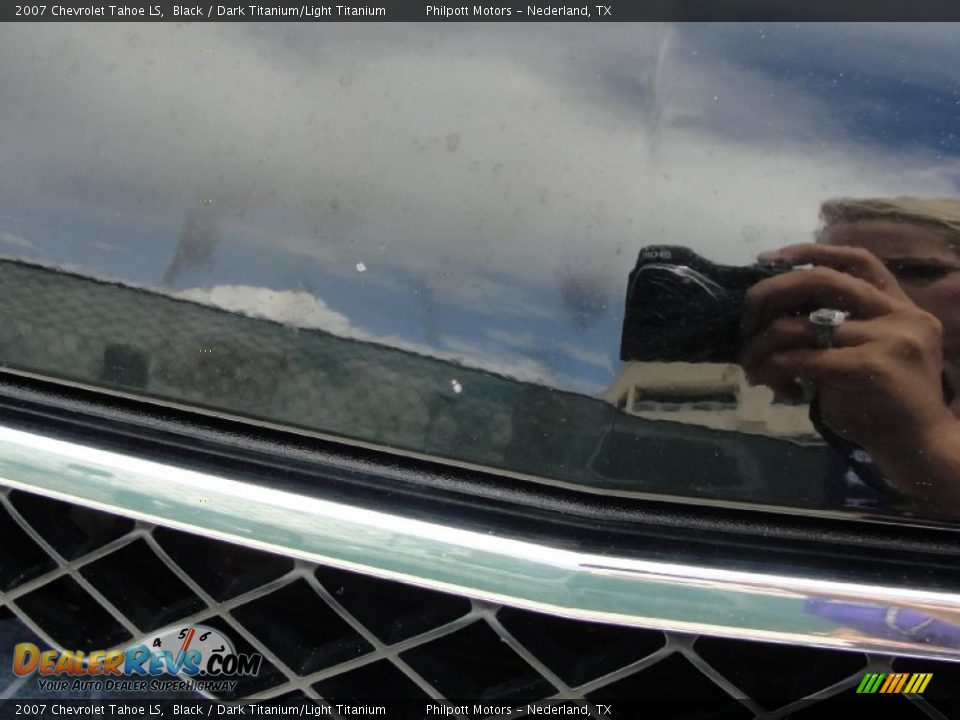 2007 Chevrolet Tahoe LS Black / Dark Titanium/Light Titanium Photo #12