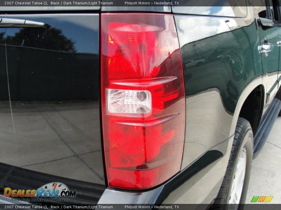 2007 Chevrolet Tahoe LS Black / Dark Titanium/Light Titanium Photo #23