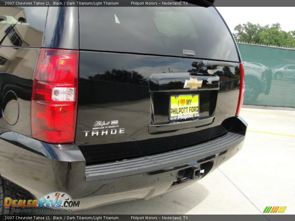 2007 Chevrolet Tahoe LS Black / Dark Titanium/Light Titanium Photo #24