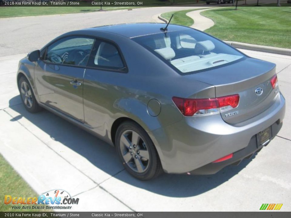 2010 Kia Forte Koup EX Titanium / Stone Photo #4