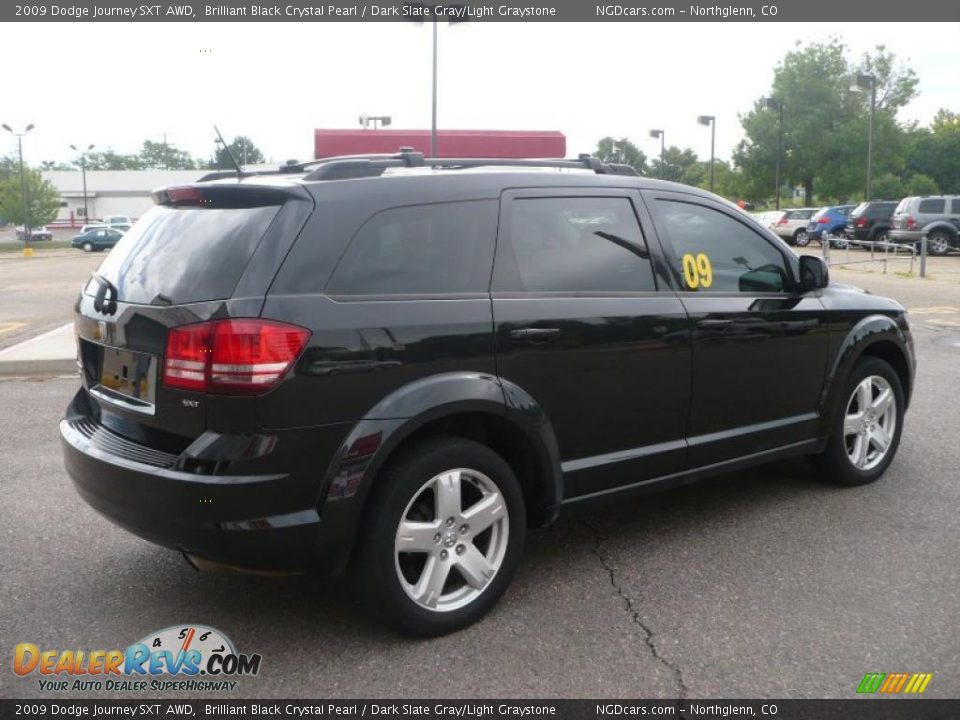 2009 Dodge Journey SXT AWD Brilliant Black Crystal Pearl / Dark Slate Gray/Light Graystone Photo #4