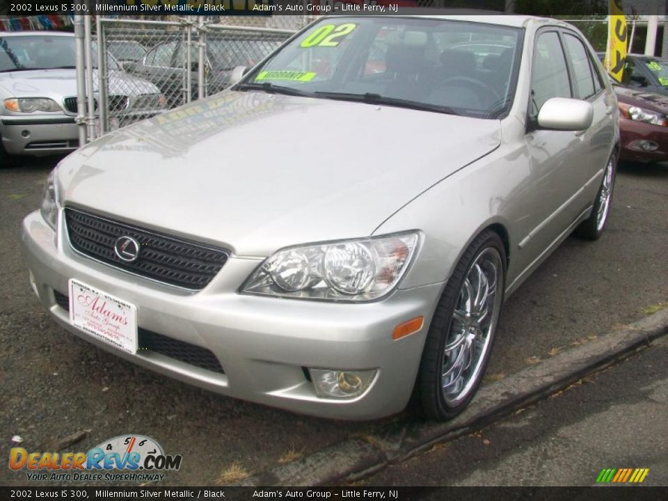 2002 Lexus IS 300 Millennium Silver Metallic / Black Photo #1