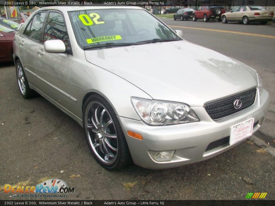 2002 Lexus IS 300 Millennium Silver Metallic / Black Photo #2