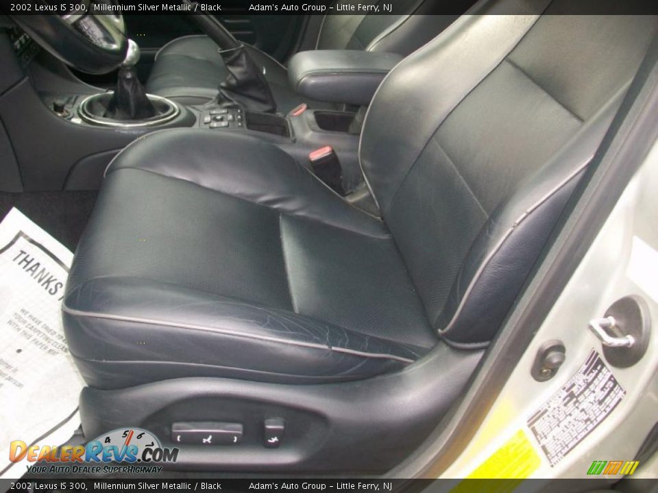 2002 Lexus IS 300 Millennium Silver Metallic / Black Photo #10