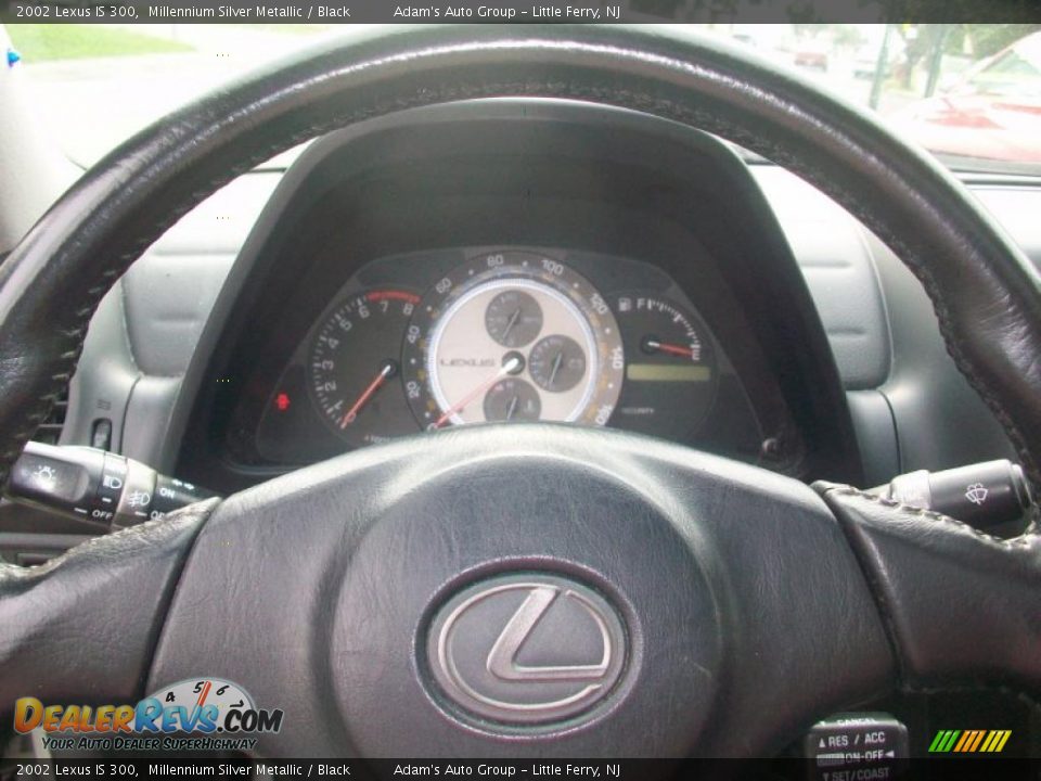 2002 Lexus IS 300 Millennium Silver Metallic / Black Photo #13