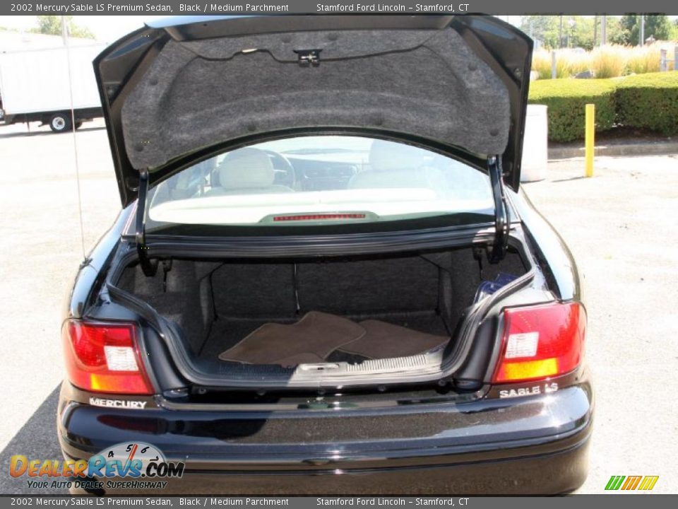 2002 Mercury Sable LS Premium Sedan Black / Medium Parchment Photo #9