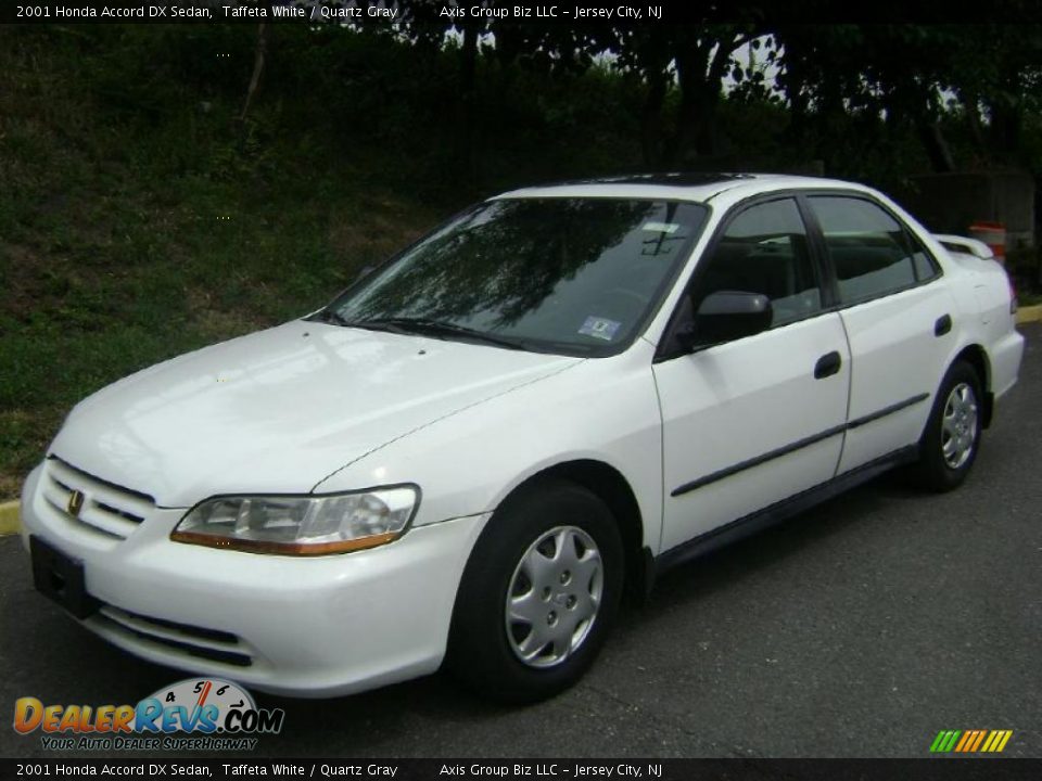 2001 Honda Accord DX Sedan Taffeta White / Quartz Gray Photo #1