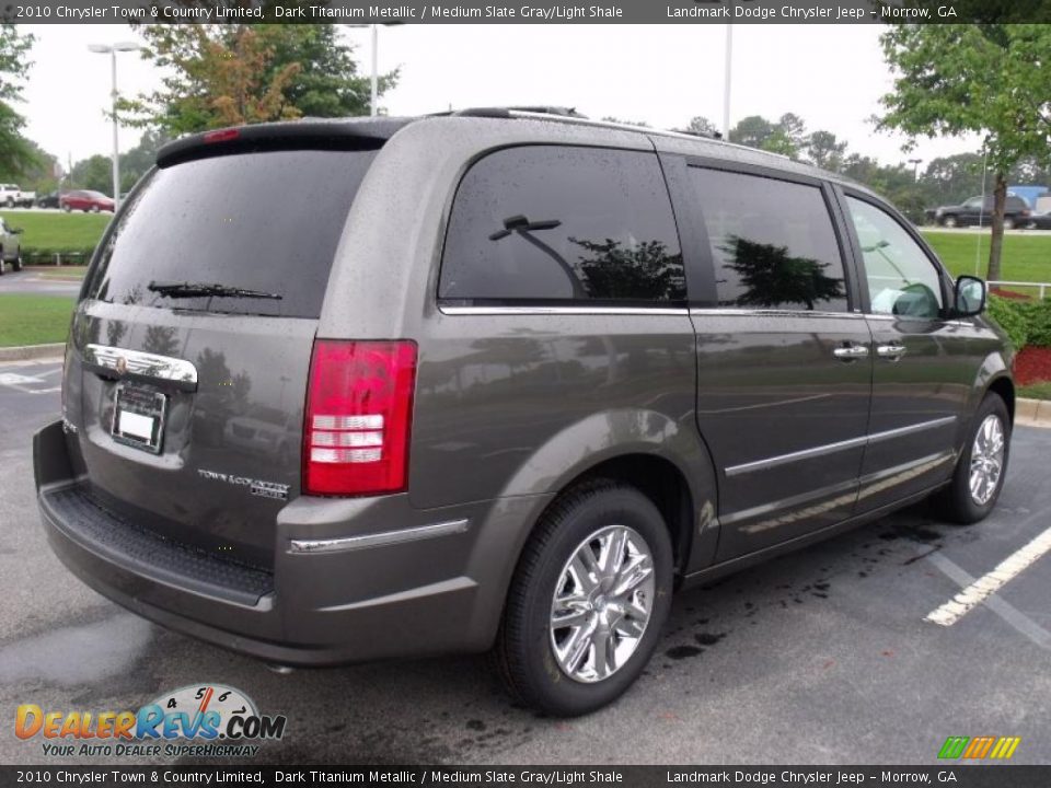2010 Chrysler Town & Country Limited Dark Titanium Metallic / Medium Slate Gray/Light Shale Photo #3