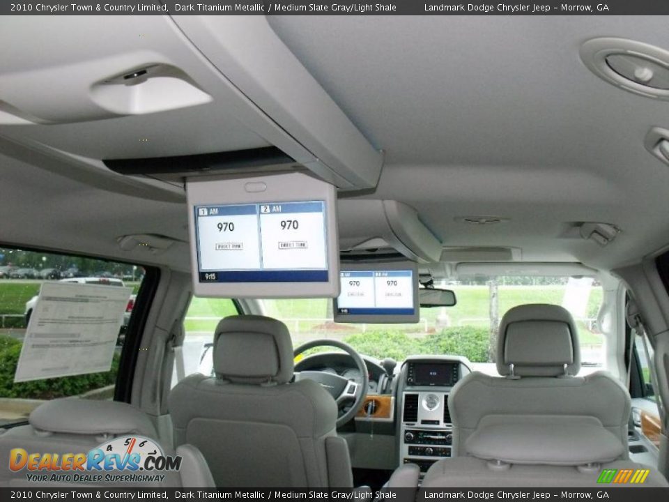 2010 Chrysler Town & Country Limited Dark Titanium Metallic / Medium Slate Gray/Light Shale Photo #8
