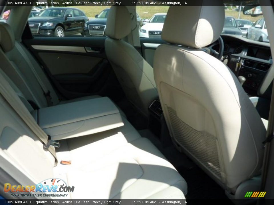 2009 Audi A4 3.2 quattro Sedan Aruba Blue Pearl Effect / Light Grey Photo #16