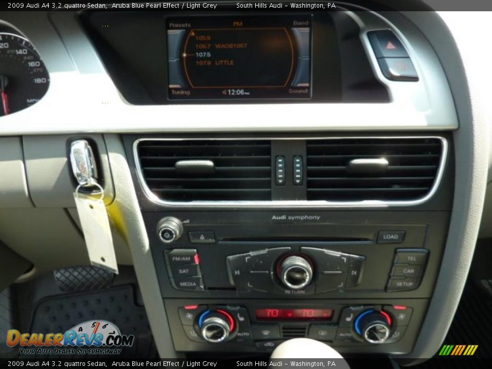 2009 Audi A4 3.2 quattro Sedan Aruba Blue Pearl Effect / Light Grey Photo #18