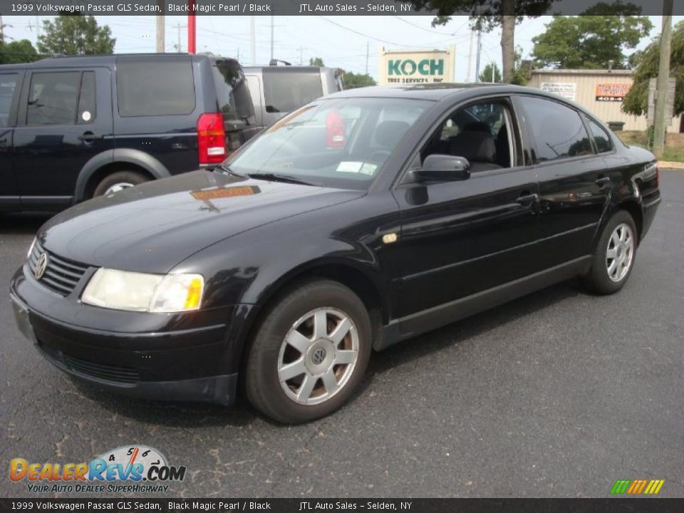1999 Volkswagen Passat GLS Sedan Black Magic Pearl / Black Photo #1