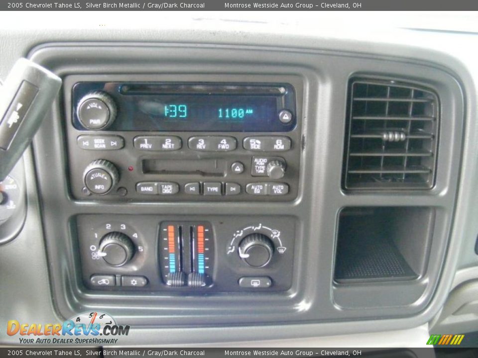 2005 Chevrolet Tahoe LS Silver Birch Metallic / Gray/Dark Charcoal Photo #20