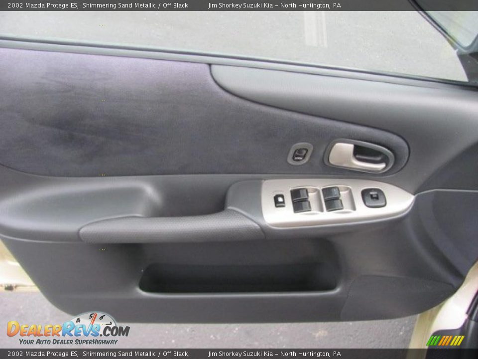 2002 Mazda Protege ES Shimmering Sand Metallic / Off Black Photo #10