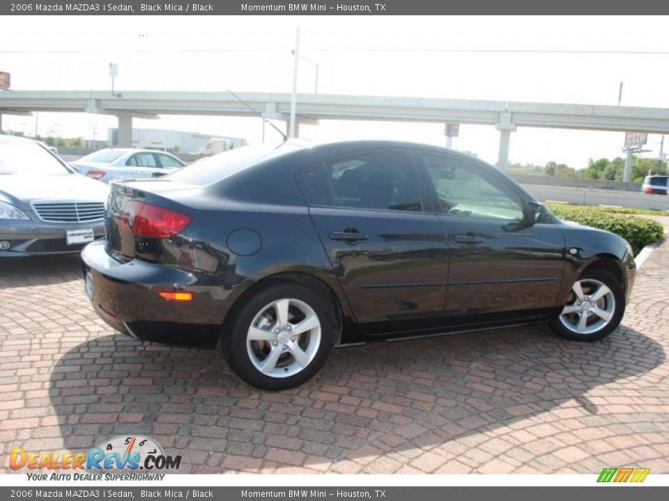 2006 Mazda MAZDA3 i Sedan Black Mica / Black Photo #5