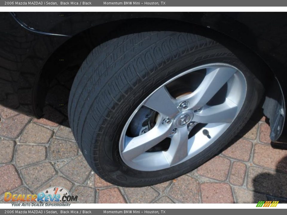2006 Mazda MAZDA3 i Sedan Black Mica / Black Photo #18