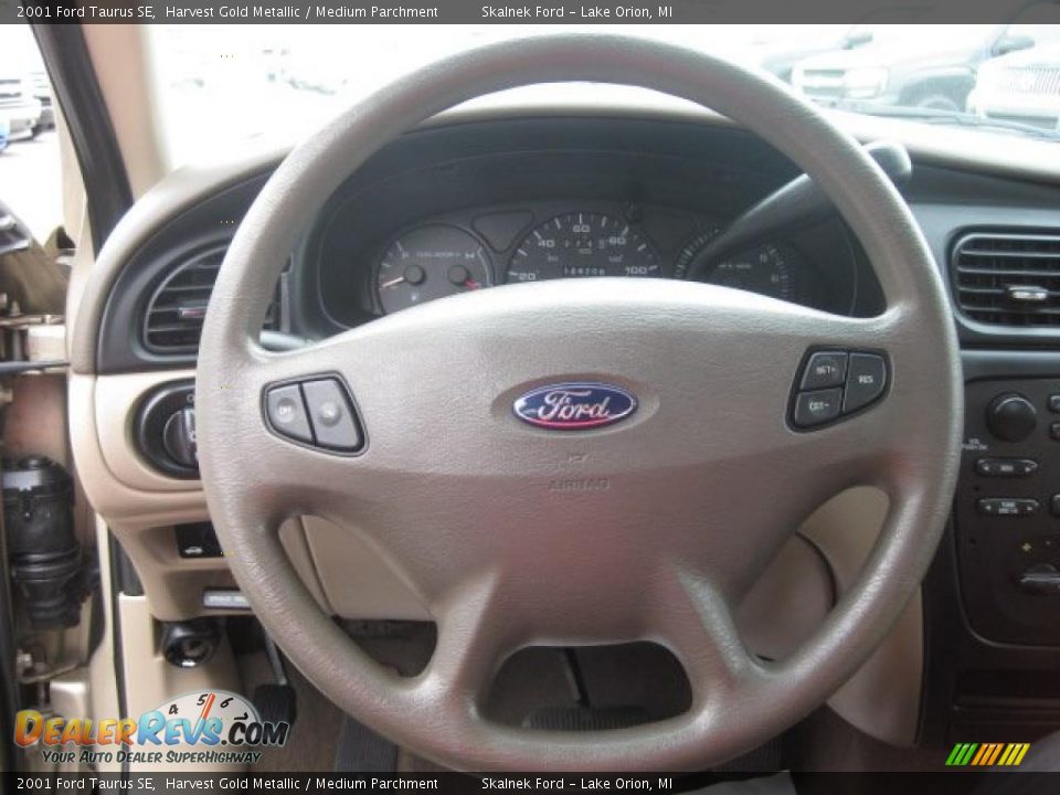 2001 Ford Taurus SE Harvest Gold Metallic / Medium Parchment Photo #22
