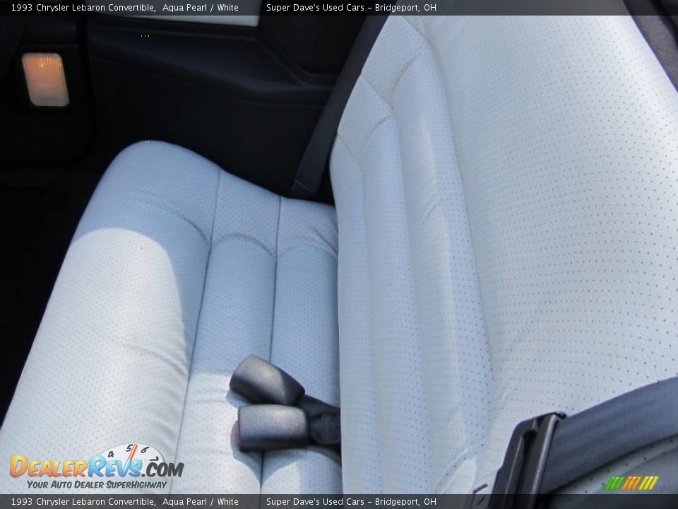 1993 Chrysler Lebaron Convertible Aqua Pearl / White Photo #18