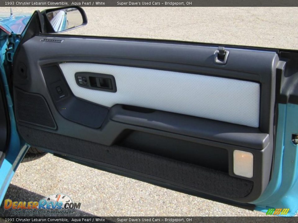 1993 Chrysler Lebaron Convertible Aqua Pearl / White Photo #20