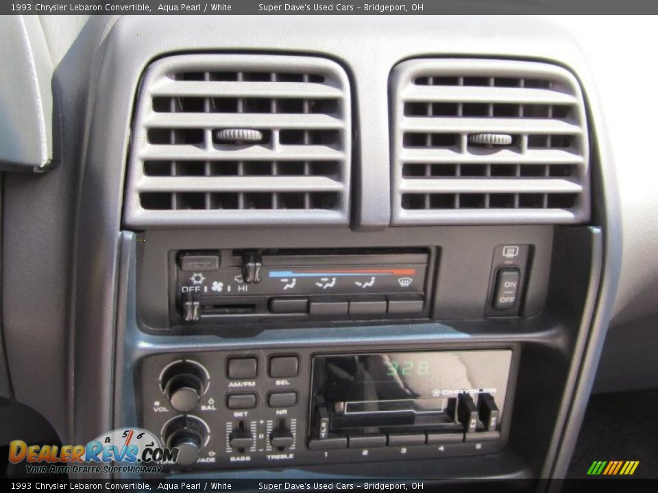 1993 Chrysler Lebaron Convertible Aqua Pearl / White Photo #22
