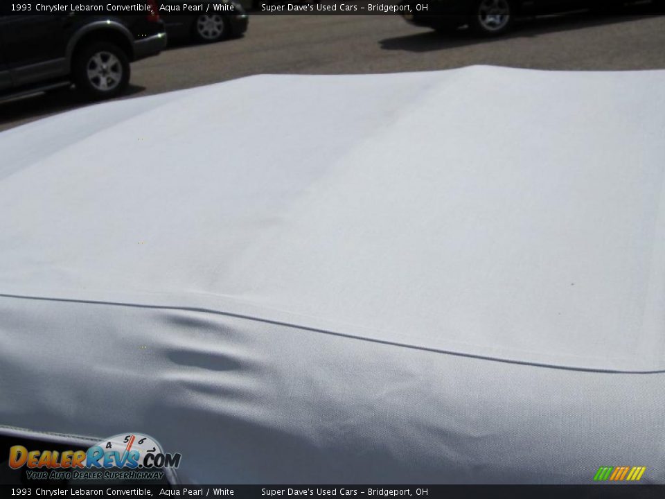 1993 Chrysler Lebaron Convertible Aqua Pearl / White Photo #25