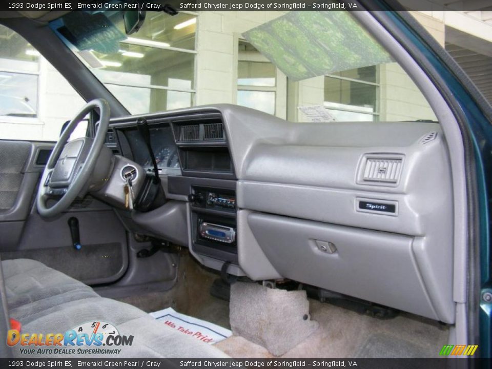 1993 Dodge Spirit ES Emerald Green Pearl / Gray Photo #22