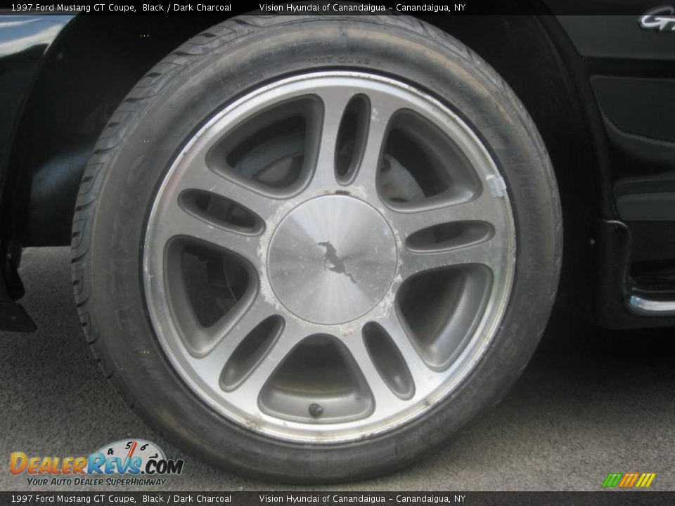 1997 Ford Mustang GT Coupe Black / Dark Charcoal Photo #12