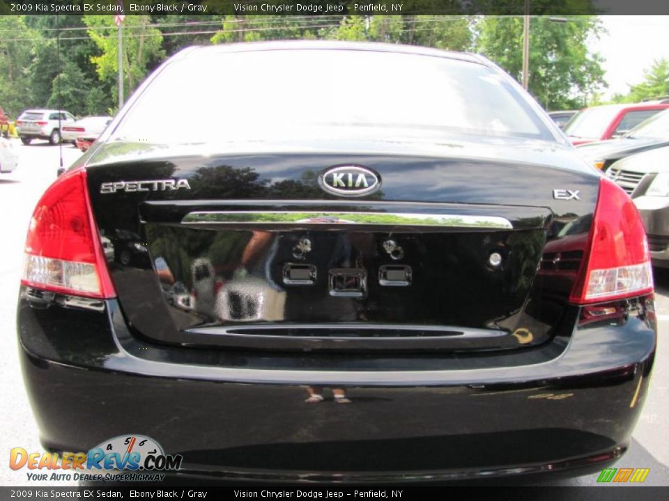 2009 Kia Spectra EX Sedan Ebony Black / Gray Photo #15