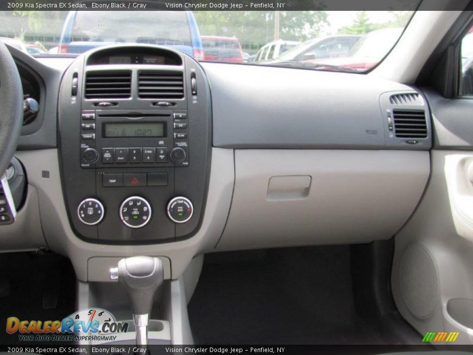 2009 Kia Spectra EX Sedan Ebony Black / Gray Photo #20