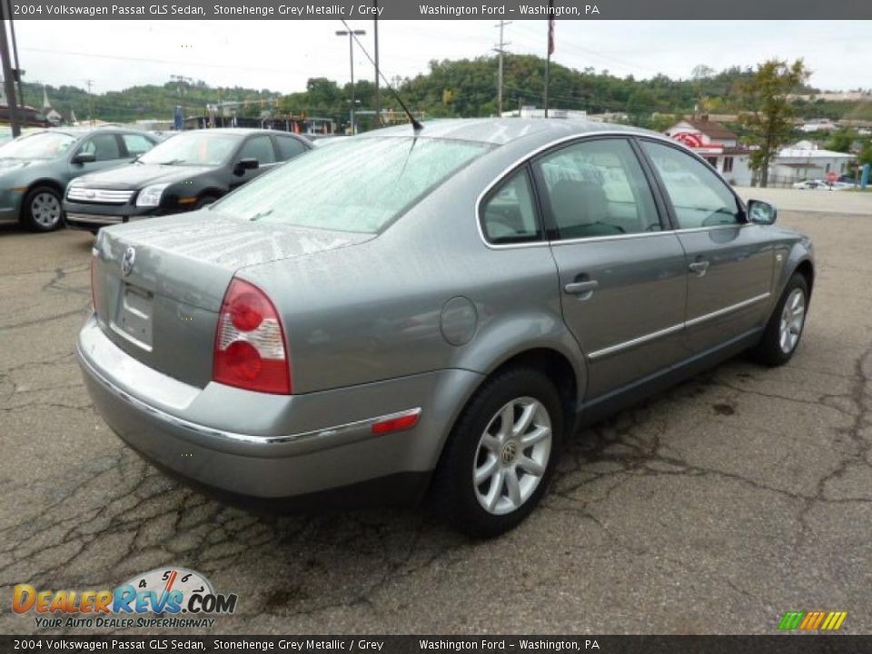 2004 Volkswagen Passat GLS Sedan Stonehenge Grey Metallic / Grey Photo #4