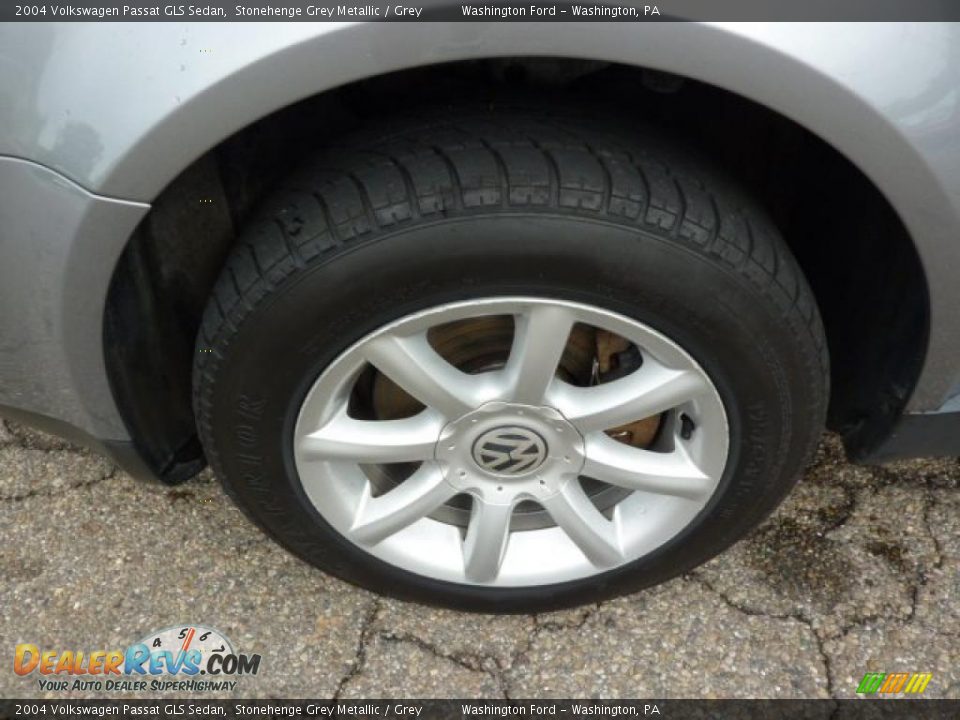 2004 Volkswagen Passat GLS Sedan Stonehenge Grey Metallic / Grey Photo #9