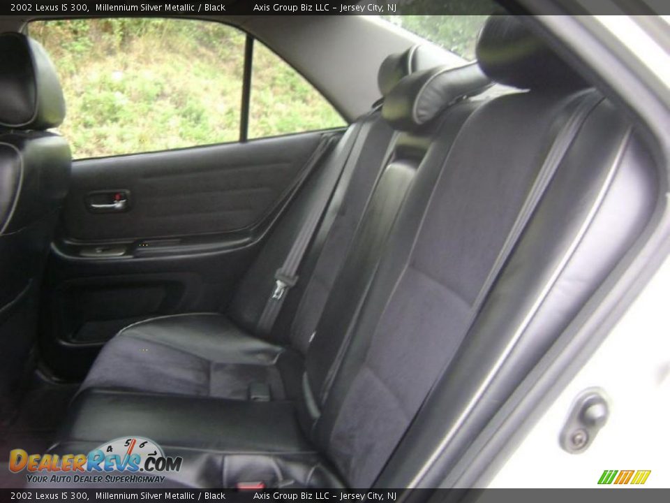 2002 Lexus IS 300 Millennium Silver Metallic / Black Photo #12