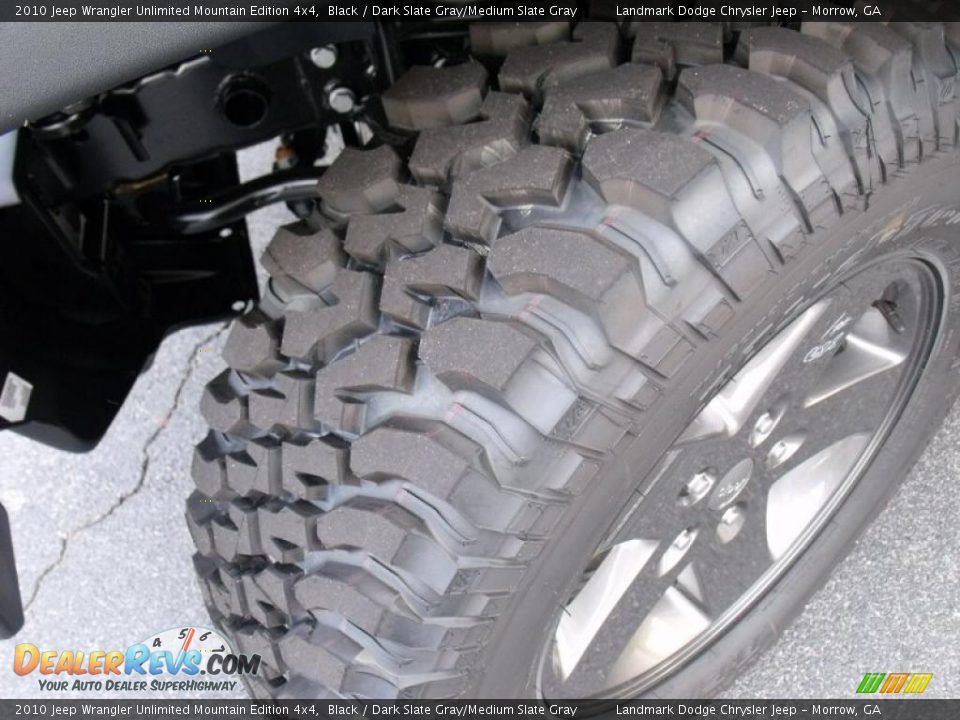 2010 Jeep Wrangler Unlimited Mountain Edition 4x4 Black / Dark Slate Gray/Medium Slate Gray Photo #15