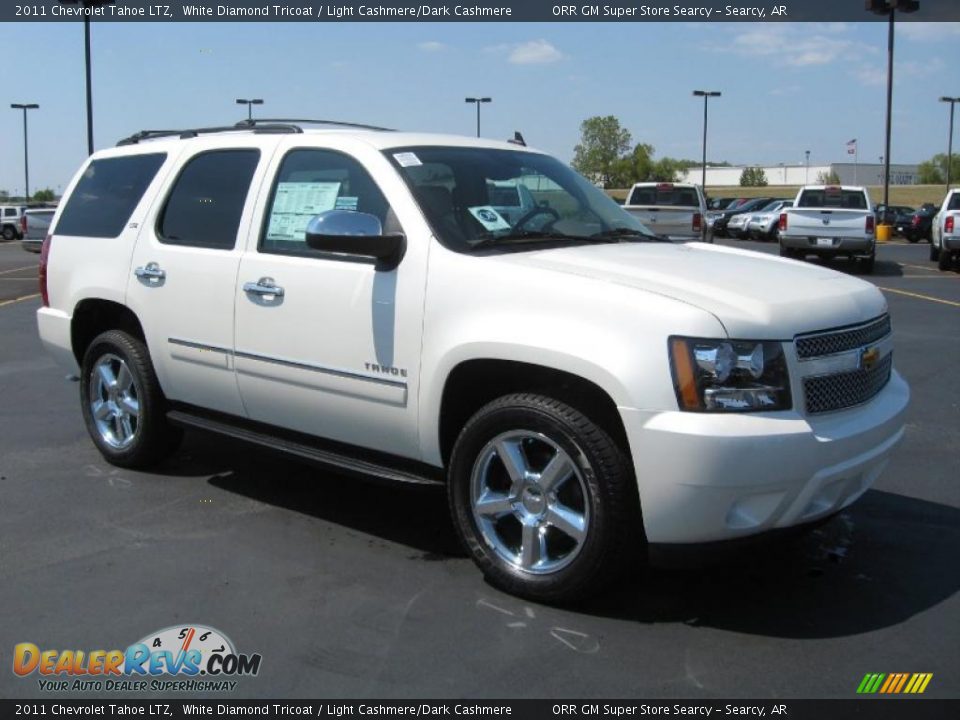 2011 Chevrolet Tahoe LTZ White Diamond Tricoat / Light Cashmere/Dark Cashmere Photo #3