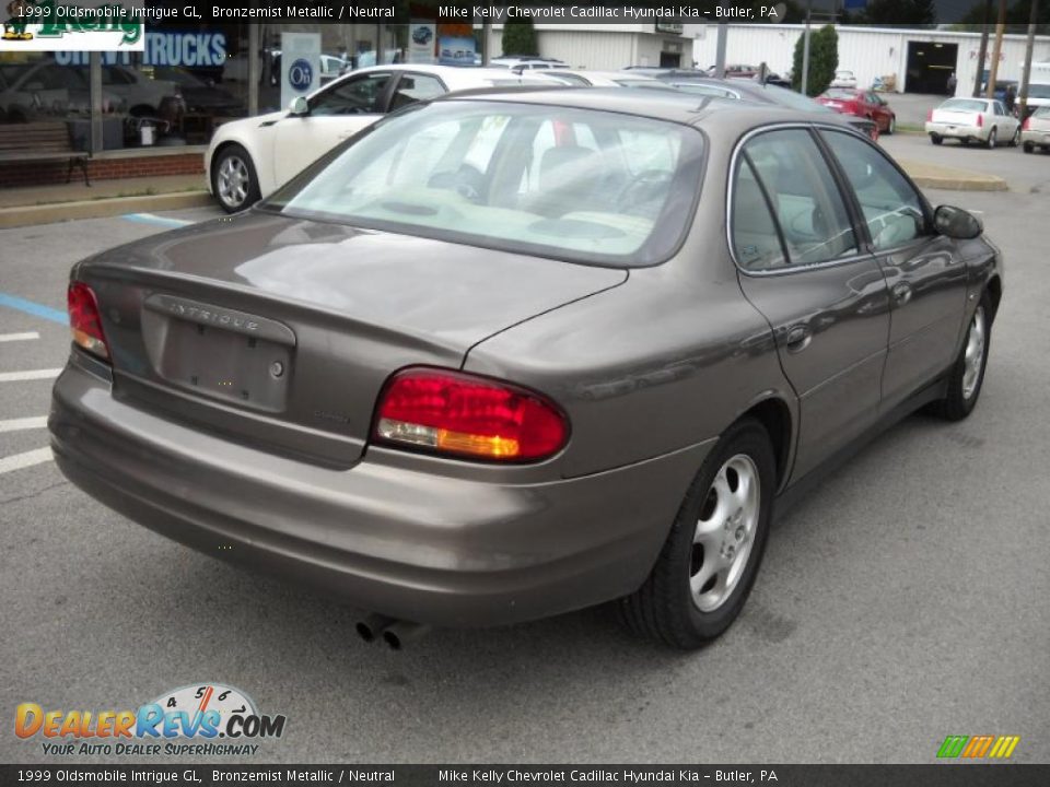 1999 Oldsmobile Intrigue GL Bronzemist Metallic / Neutral Photo #3