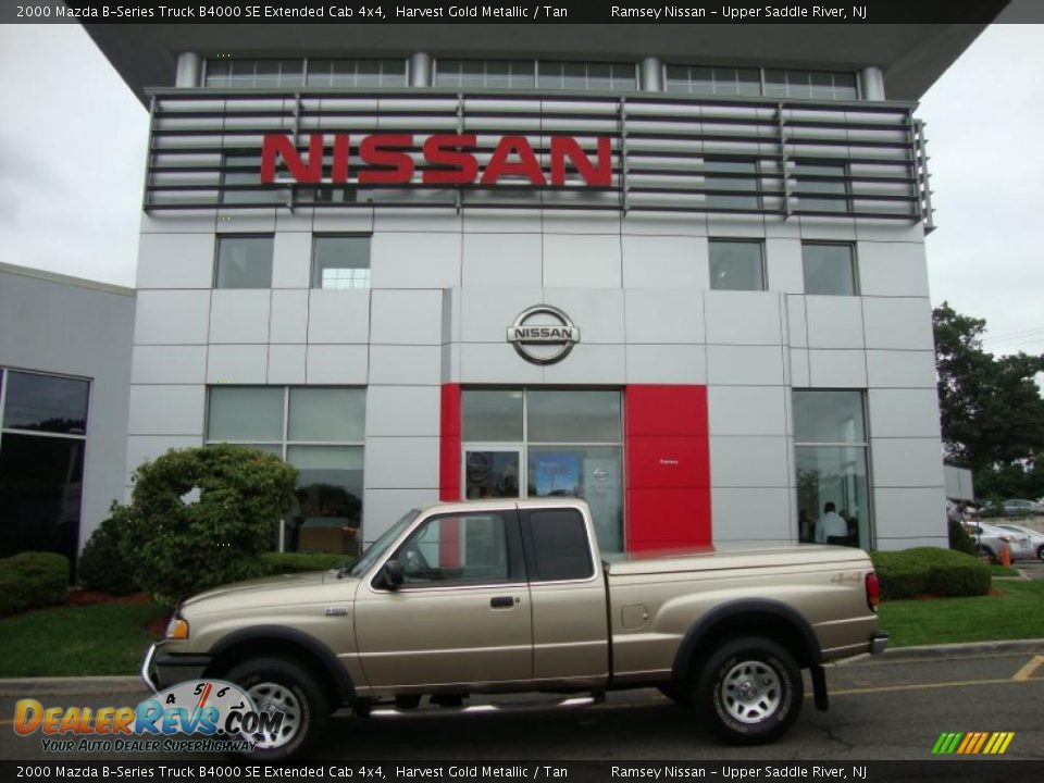 2000 Mazda B-Series Truck B4000 SE Extended Cab 4x4 Harvest Gold Metallic / Tan Photo #3