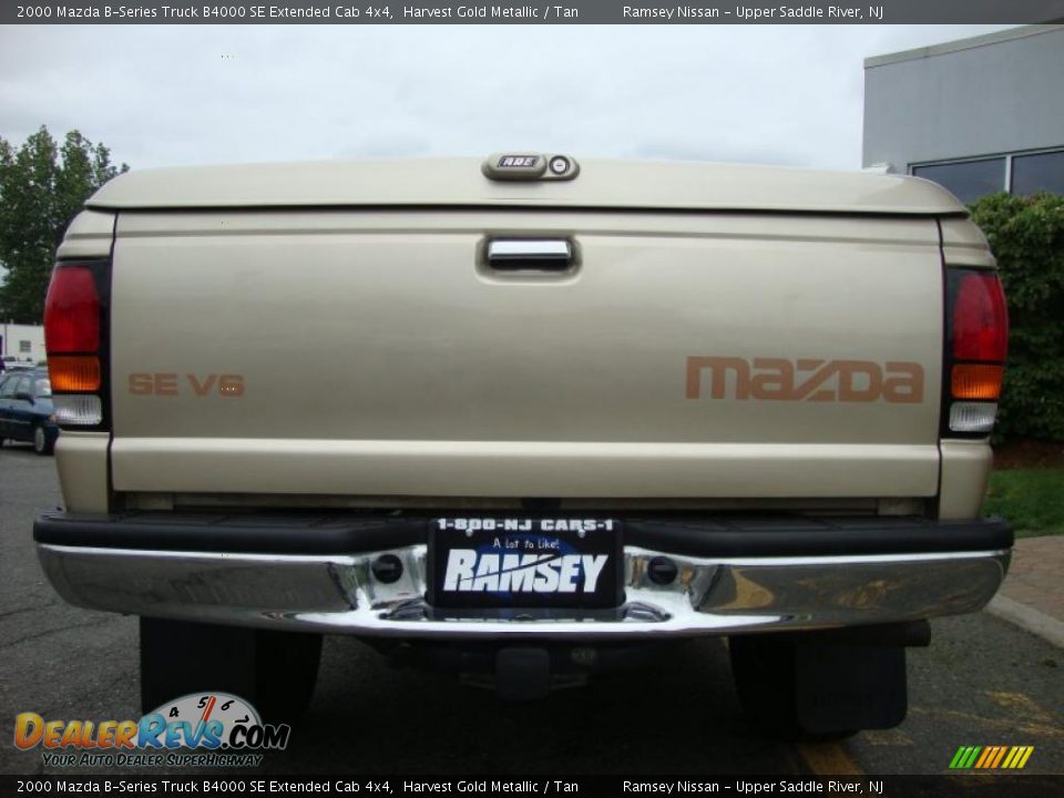 2000 Mazda B-Series Truck B4000 SE Extended Cab 4x4 Harvest Gold Metallic / Tan Photo #14