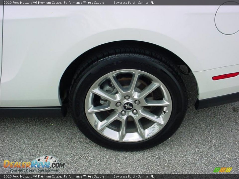 2010 Ford Mustang V6 Premium Coupe Performance White / Saddle Photo #9