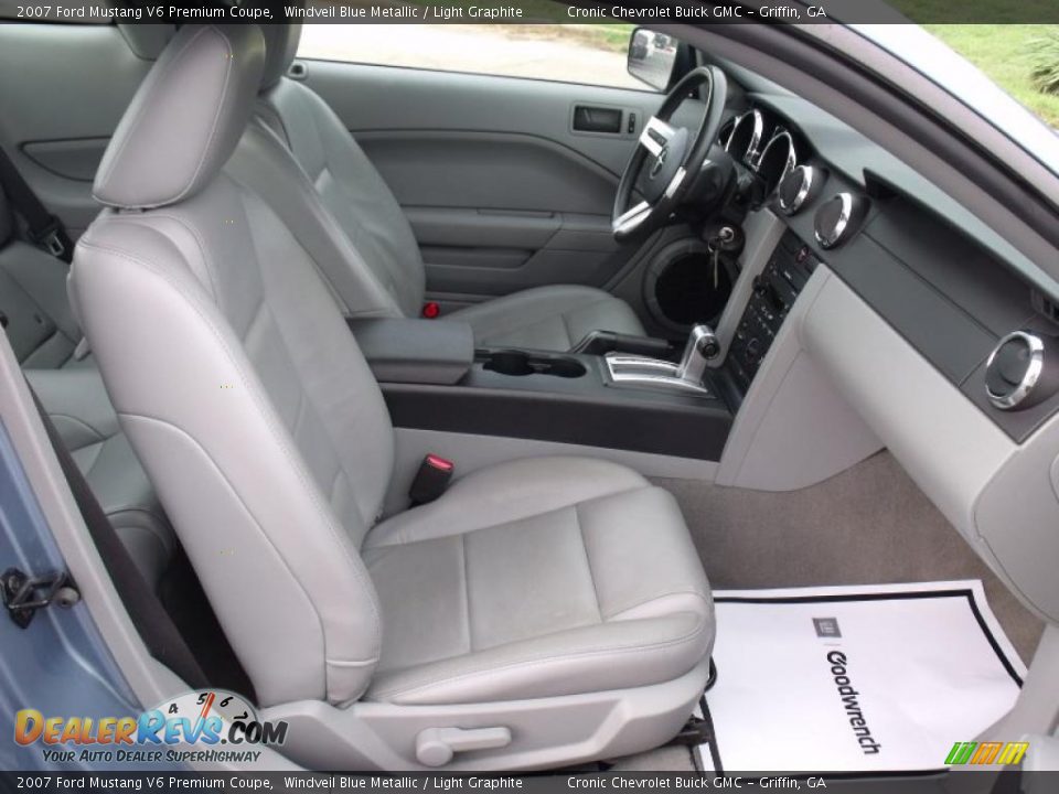 2007 Ford Mustang V6 Premium Coupe Windveil Blue Metallic / Light Graphite Photo #12
