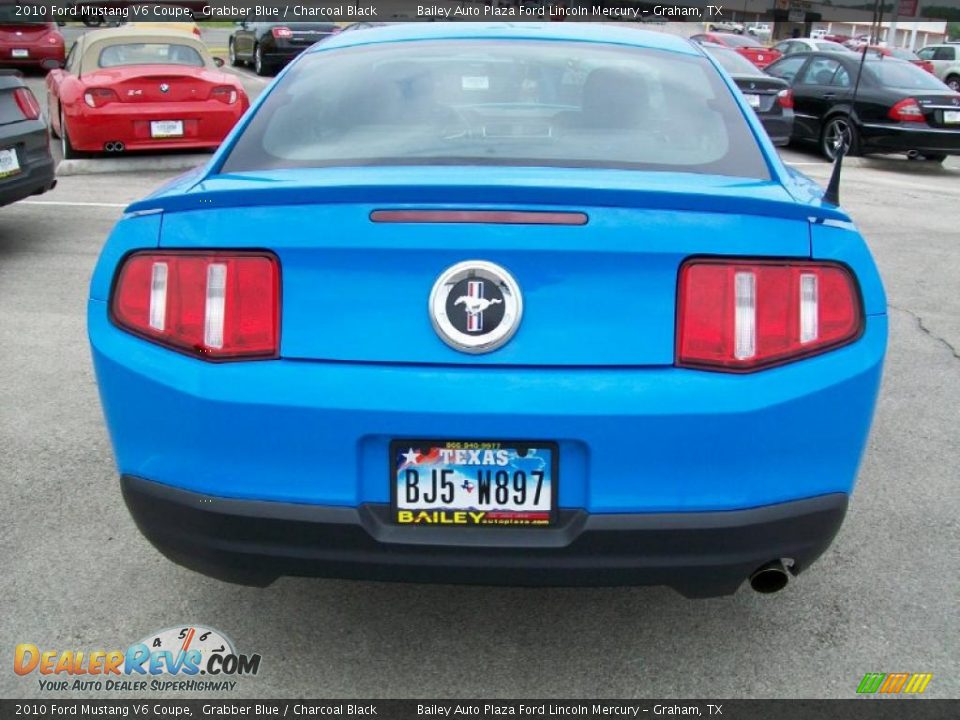 2010 Ford Mustang V6 Coupe Grabber Blue / Charcoal Black Photo #5
