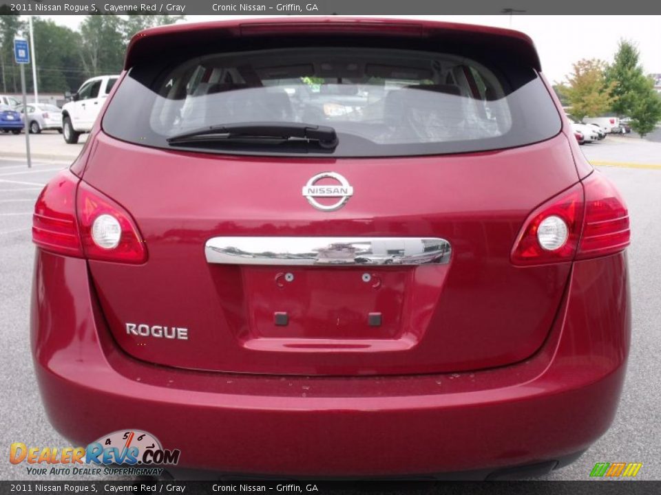 2011 Nissan Rogue S Cayenne Red / Gray Photo #4