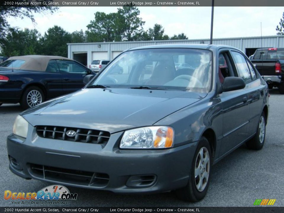 2002 Hyundai Accent GL Sedan Charcoal Gray / Gray Photo #1
