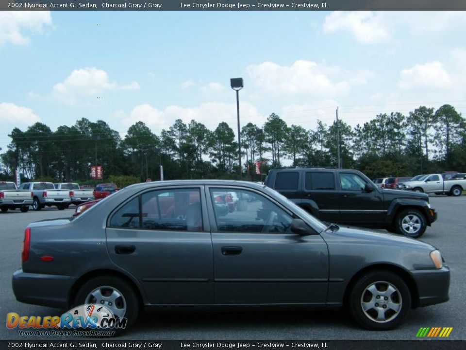 2002 Hyundai Accent GL Sedan Charcoal Gray / Gray Photo #6