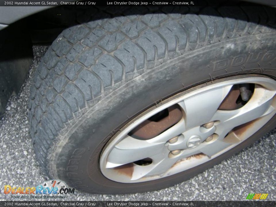 2002 Hyundai Accent GL Sedan Charcoal Gray / Gray Photo #12
