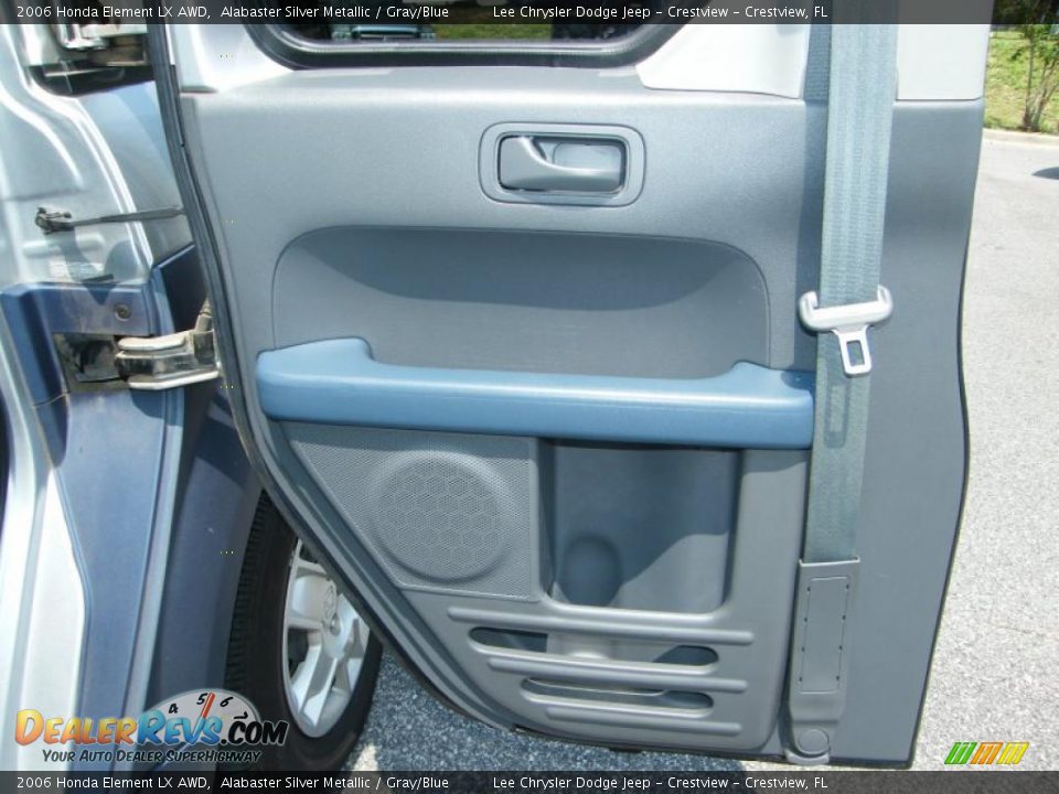 2006 Honda Element LX AWD Alabaster Silver Metallic / Gray/Blue Photo #24