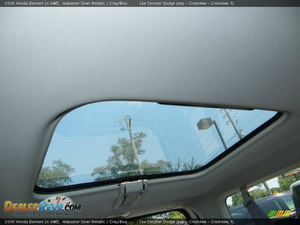 2006 Honda Element LX AWD Alabaster Silver Metallic / Gray/Blue Photo #27