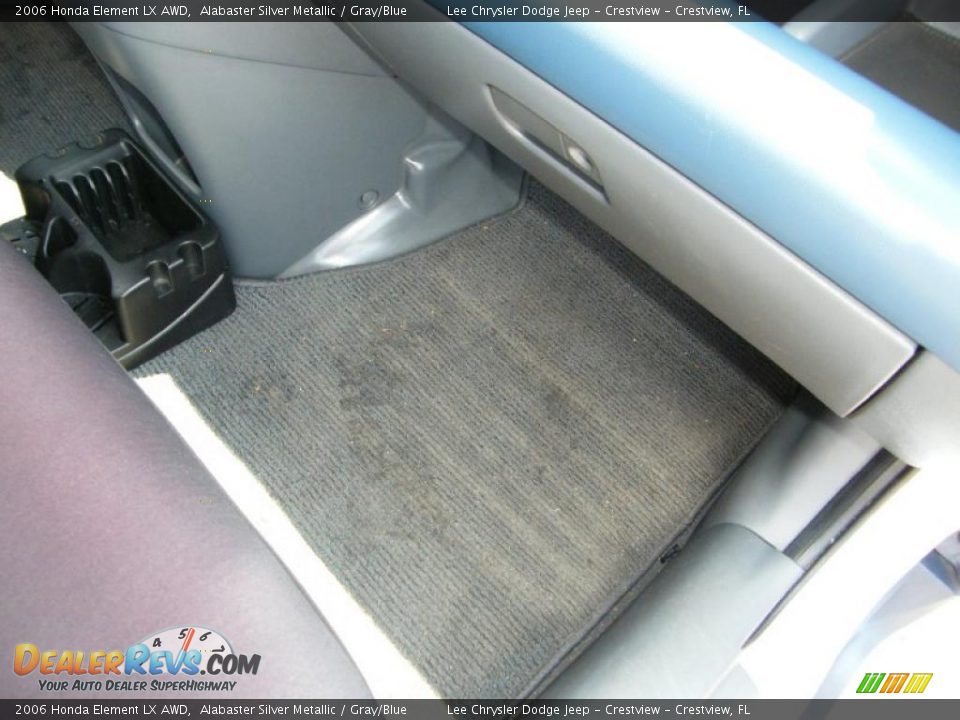 2006 Honda Element LX AWD Alabaster Silver Metallic / Gray/Blue Photo #30