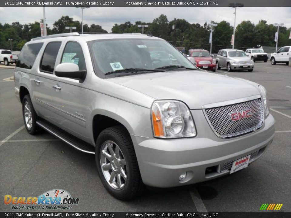 2011 GMC Yukon XL Denali AWD Pure Silver Metallic / Ebony Photo #5